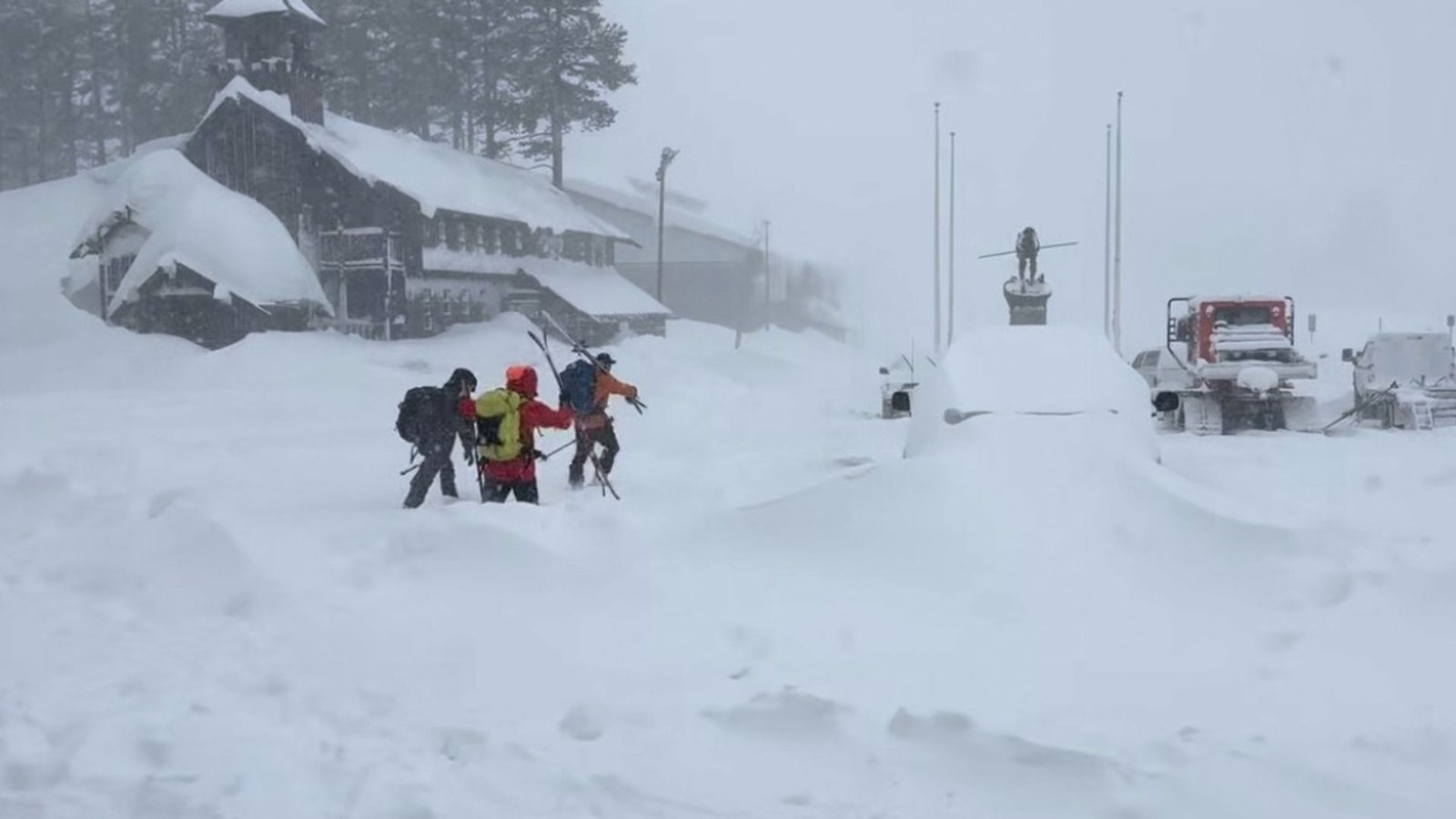 Six skiers rescued, with nine still missing after avalanche