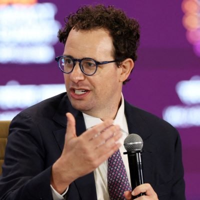 AI giants pledge to act as Anthropic warns tech could ‘swarm’ entire internet in months
